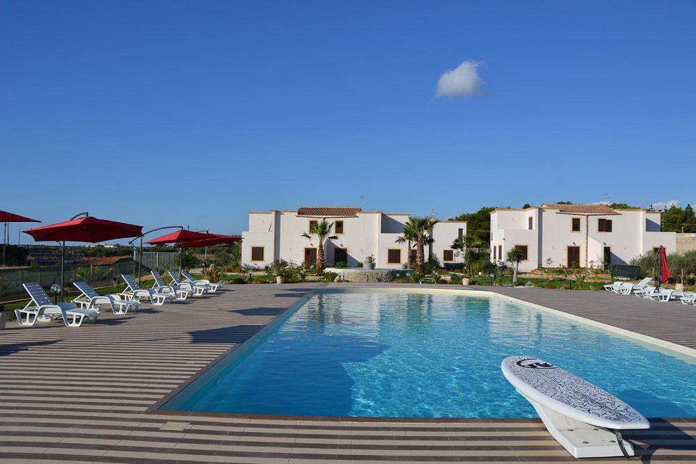 Case Vacanza Torre Lupa Marsala Eksteriør bilde