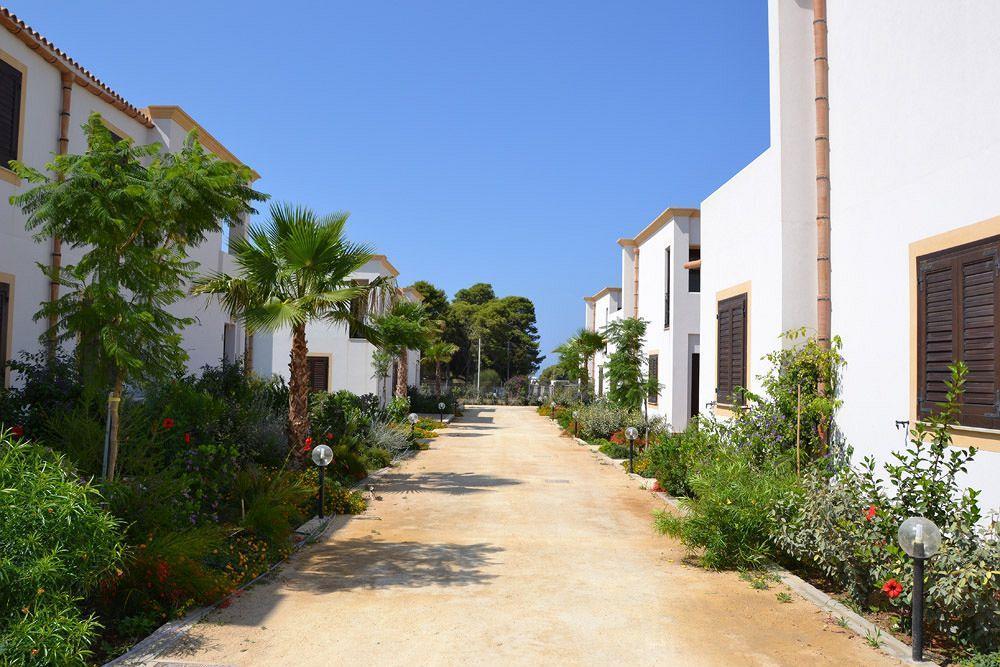 Case Vacanza Torre Lupa Marsala Eksteriør bilde