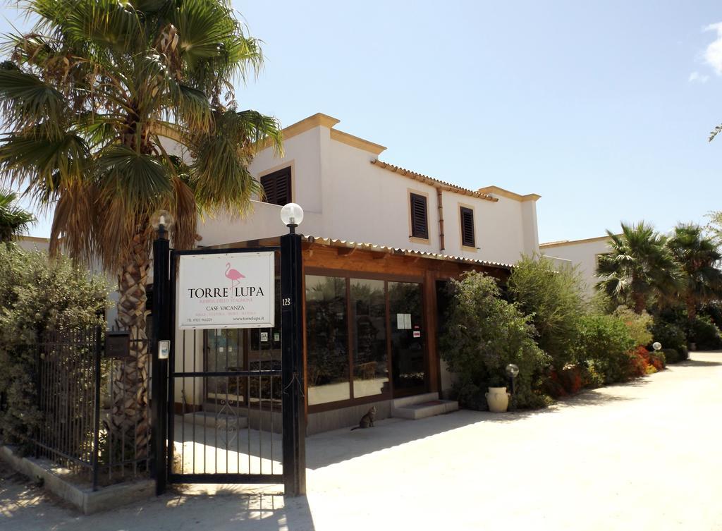 Case Vacanza Torre Lupa Marsala Eksteriør bilde