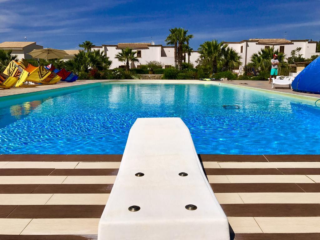 Case Vacanza Torre Lupa Marsala Eksteriør bilde
