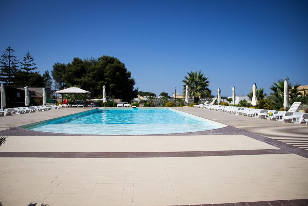 Case Vacanza Torre Lupa Marsala Eksteriør bilde