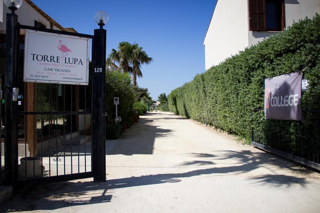 Case Vacanza Torre Lupa Marsala Eksteriør bilde