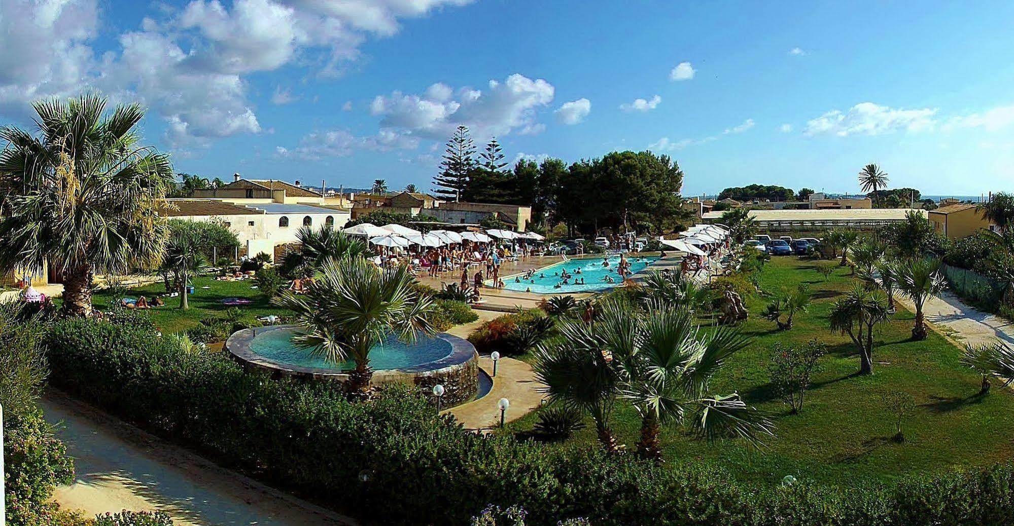 Case Vacanza Torre Lupa Marsala Eksteriør bilde